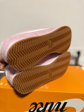 Nike Cortez Rosa y Blanco unisex