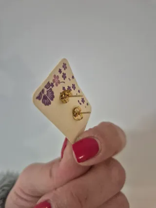 Pendientes flecha con corazón oro