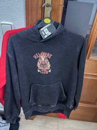 Sudadera Stranger Things Hellfire Club
