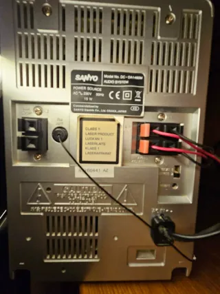 Minicadena Sanyo MP3 Radio CD