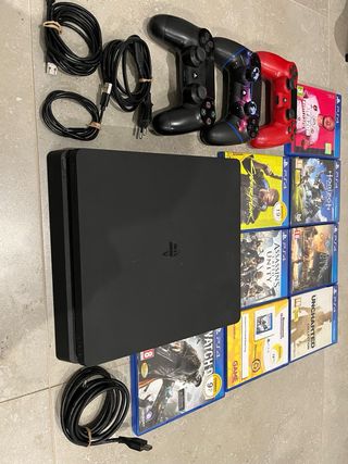 PS4 + 8 Juegos + 3 Mandos
