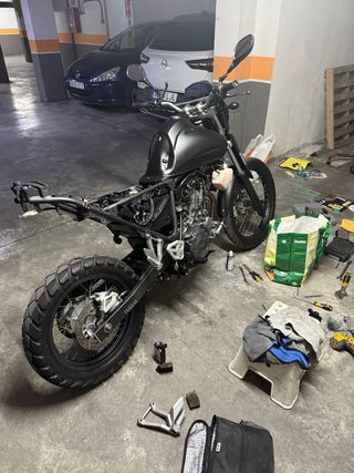 Yamaha XT 660R - Excelente estado