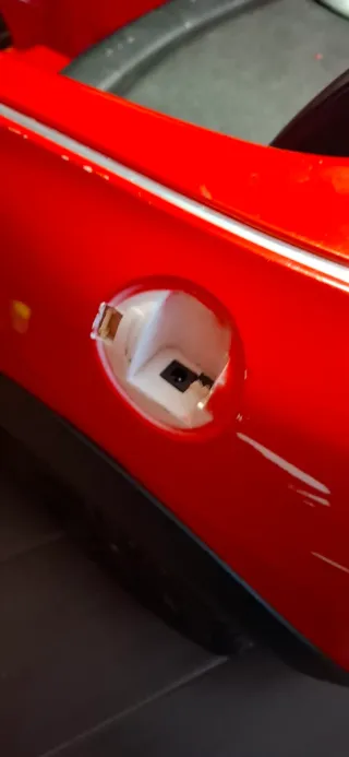 Coche eléctrico infantil