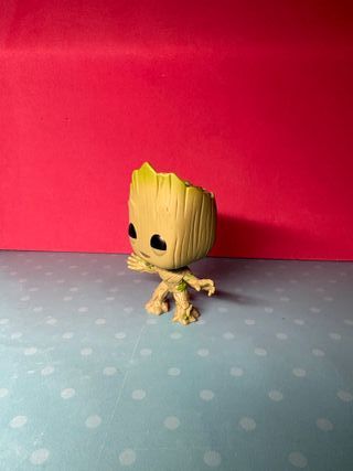 Funko Pop Groot con caja