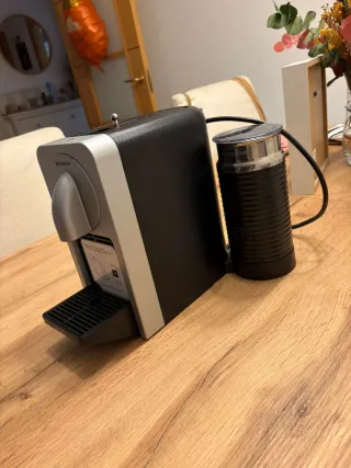 Cafetera Nespresso Prodigio & Milk