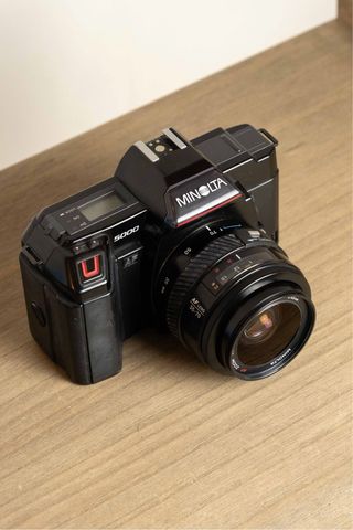 Cámara analógica Minolta