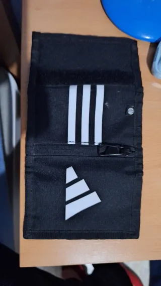 Cartera Adidas Negra