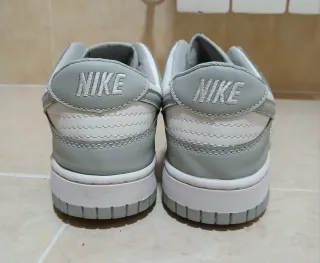 Nike Dunk Low gris-blanco