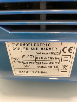 Nevera portátil azul