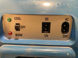 Nevera portátil azul