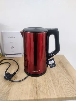 Tetera eléctrica Grundig WK8340 roja 1,5L