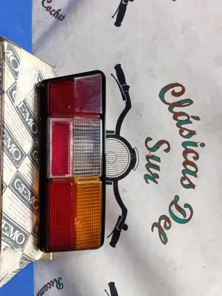 Tulipa piloto trasero derecho Simca 1200