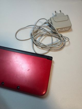Nintendo 3DS XL Roja precio negociable