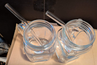 Boccale Pasabahce 0.45L con cannuccia