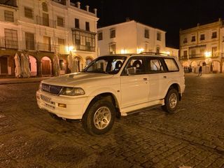 Mitsubishi Montero 1999
