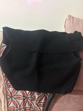 Top negro Lefties con volantes