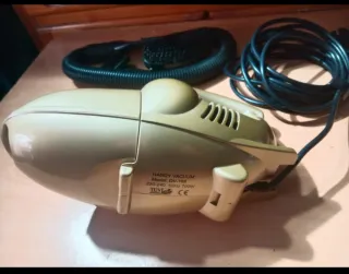 Aspiradora Handy DV-188 700w en muy buen estado