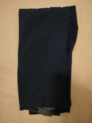 Traje azul + pantalones