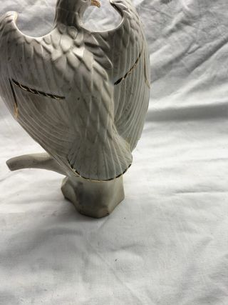 Estatueta Águia Biscuit Bom Estado