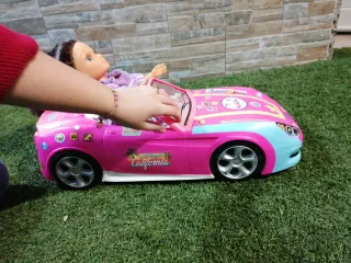 Nancy y Coche Nancy Rosa Descapotable