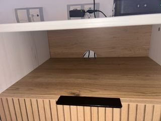 Mueble TV 2 puertas y cajón