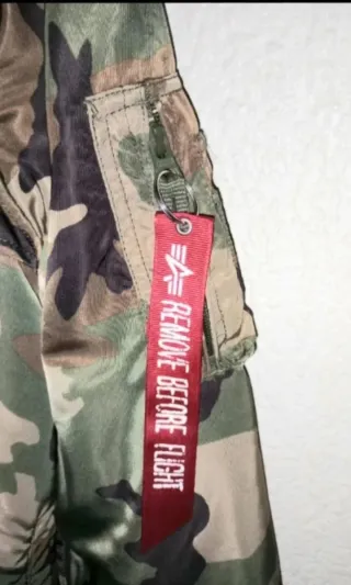 Chaqueta Alpha Industries Camuflaje