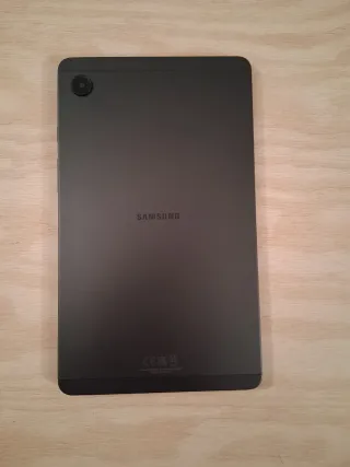 Samsung Tab A9 Nero + Custodia + Scatola