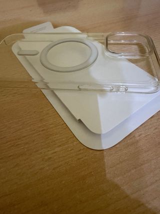 Cover iPhone 15 Pro Max Clear MagSafe