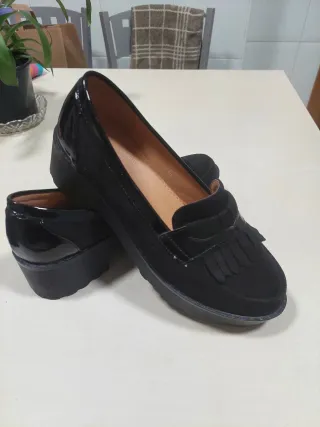 Zapatos negros de mujer