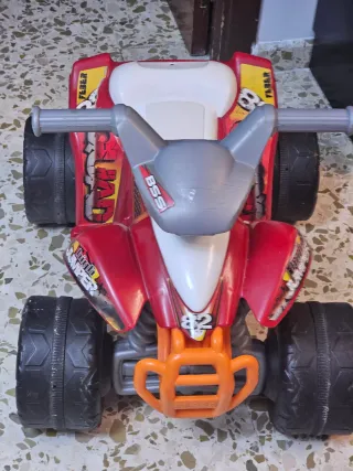 Triciclo eléctrico infantil BSS FEBER con bateria