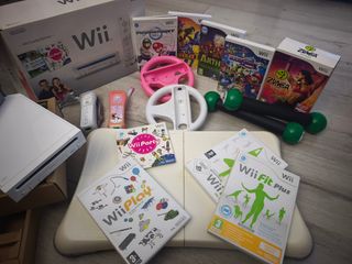 Consola Nintendo Wii con juegos y accesorios