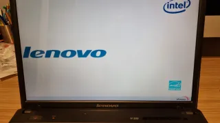Ordenador portátil Lenovo N500