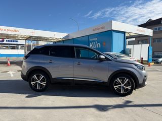 Peugeot 3008 2020 Híbrido Enchufable 225cv