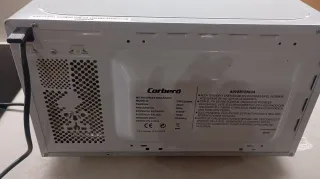 Microondas Corberó Blanco.