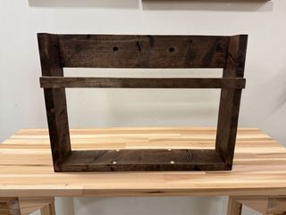 Elegante expositor de madera para discos de vinilo