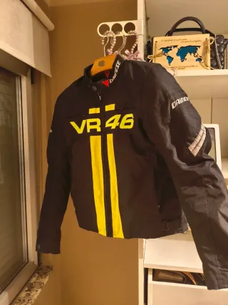 Chaqueta Dainese VR46 Talla M 50