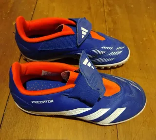 Botas fútbol sala Adidas IF6427 T32