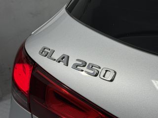 Mercedes-Benz GLA (H247) 2022  4Maitc gasolina 8G-