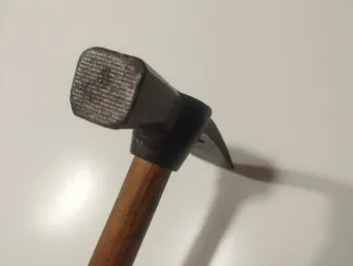 Piqueta / Martillo Encofrador