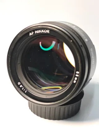 Objetivo Nikkor 85mm 1:1.8 D