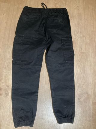 Pantalón Cargo Negro Zara