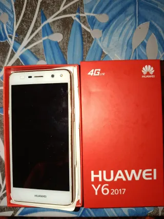 Móvil Huawei Y6 2017 dorado/Blanco