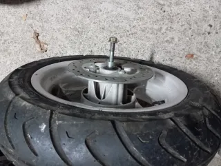 Llantas Yamaha Neos/Jog/Aerox 50cc nuevas