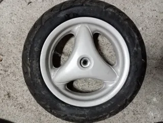 Llantas Yamaha Neos/Jog/Aerox 50cc nuevas