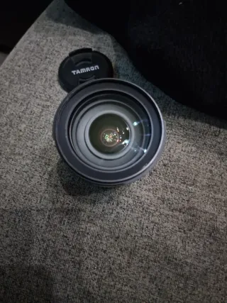 Tamron 17-50mm f/2.8 Objetivo
