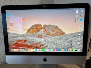 iMac 21,5"+Impresora HP 3700WIFI y cable+Caja iMac