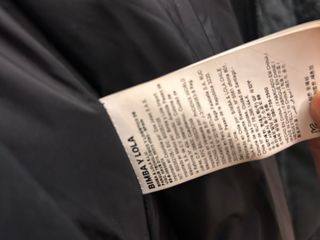 Abrigo de pelo negro Bimba y Lola casi sin uso.