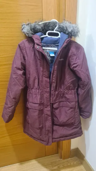 Abrigo niña Columbia con capucha