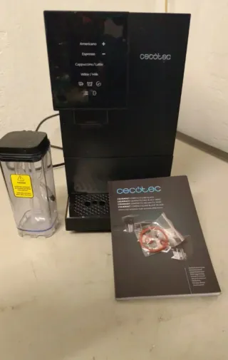 Cafetera Cecotec Cremmaet Compactccino Black