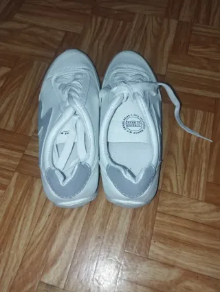 Zapatillas Blancas Deportivas